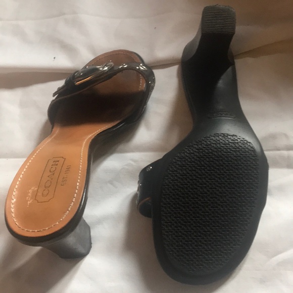 COACH DEVON HEELS - Picture 7 of 9